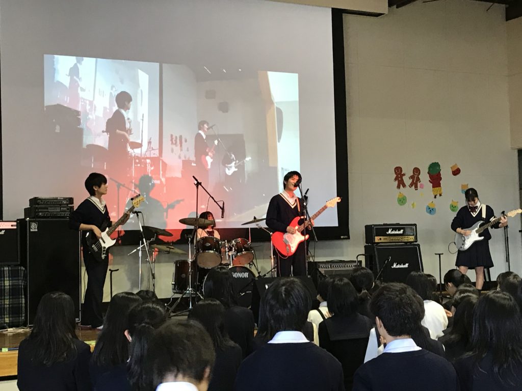 軽音楽部 国際学院高校主催合同ライブで演奏 山村国際高等学校 学校法人山村学園 軽音楽部 国際学院高校主催合同ライブで演奏 山村国際高等学校 学校法人山村学園