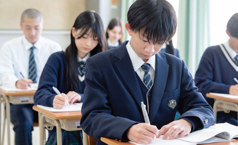 放課後に特別講座を開講